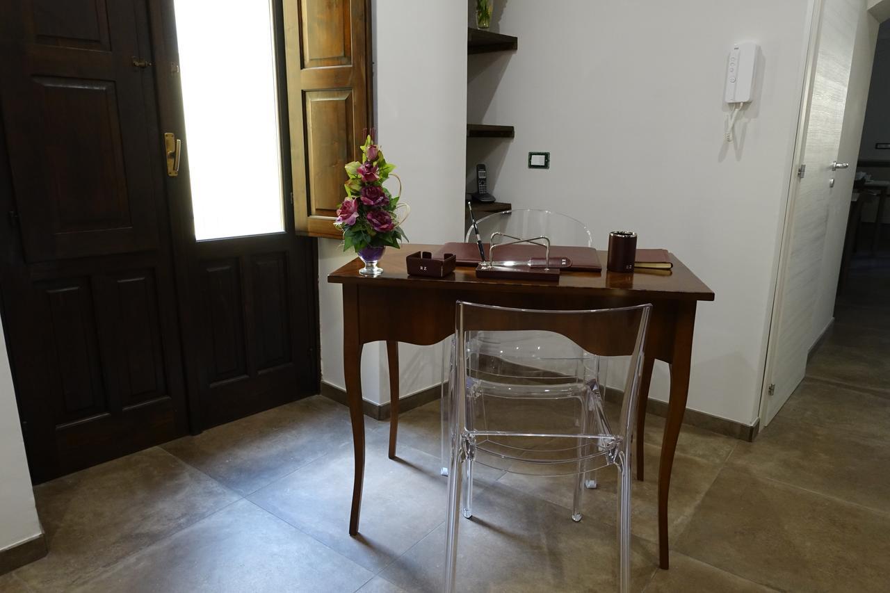 Bb Opera Dei Pupi Bed and Breakfast Syracuse Buitenkant foto