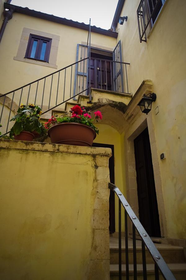 Bb Opera Dei Pupi Bed and Breakfast Syracuse Buitenkant foto